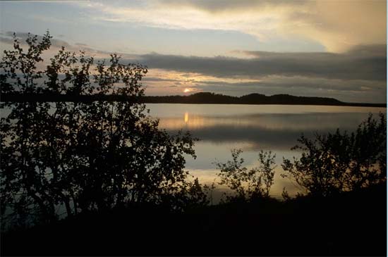 Midnattsol ved Vuoddasjavri