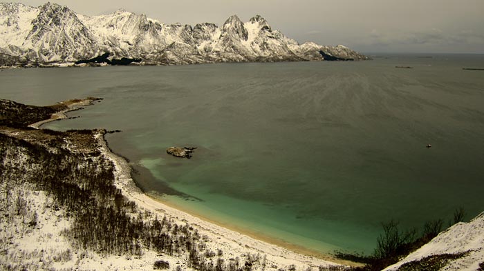 Skogsøyfjellan og Gåssesanden